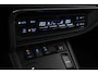 Toyota Auris Touring Sports 1.8 Hybrid Executive | Volledige dealerhistorie | Panoramadak | Trekhaak | Leder | Navigatie | Stoelverwarming | LED | Keyless | Parkeersensoren voor/achter | Clima | Cruise Control | Camera | 16 inch | Rijstrooksensor | Bluetooth