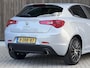 Alfa Romeo Giulietta 1.4 T Exclusive | XENON | COMPLEET | VOLLEDIG ONDERHOUDEN