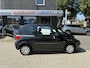 Peugeot 1007 1.4 Sesam Urban **Jawel, met die eigenwijze schuifdeuren!**