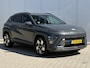 Hyundai Kona 1.6 GDI HEV Comfort Smart / All-season banden / Navigatie / Apple carplay/Android Auto / Stoel en Stuur verwarming / Fabrieksgarantie tot 6-2029 /