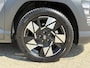 Hyundai Kona 1.6 GDI HEV Comfort Smart / All-season banden / Navigatie / Apple carplay/Android Auto / Stoel en Stuur verwarming / Fabrieksgarantie tot 6-2029 /