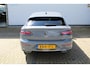 Volkswagen Arteon Shooting Brake 1.4 TSI eHybrid R-Line Business+ | Incl. 12 maanden Garantie | Elektrisch wegklapbare trekhaak | Elektrisch verstelbare stoelen met memory | Stoelmassage | Stoel/stuurverwarming | Achteruitrijcamera | Adaptive cruise controle | Apple CarPlay/Android Auto | Elektrische kofferbakklep | Achterbank verwarmd | Dodehoekdetectie | Keyless entry/start |