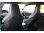 Volkswagen Arteon Shooting Brake 1.4 TSI eHybrid R-Line Business+ | Incl. 12 maanden Garantie | Elektrisch wegklapbare trekhaak | Elektrisch verstelbare stoelen met memory | Stoelmassage | Stoel/stuurverwarming | Achteruitrijcamera | Adaptive cruise controle | Apple CarPlay/Android Auto | Elektrische kofferbakklep | Achterbank verwarmd | Dodehoekdetectie | Keyless entry/start |
