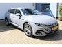 Volkswagen Arteon Shooting Brake 1.4 TSI eHybrid R-Line Business+ | Incl. 12 maanden Garantie | Elektrisch wegklapbare trekhaak | Elektrisch verstelbare stoelen met memory | Stoelmassage | Stoel/stuurverwarming | Achteruitrijcamera | Adaptive cruise controle | Apple CarPlay/Android Auto | Elektrische kofferbakklep | Achterbank verwarmd | Dodehoekdetectie | Keyless entry/start |