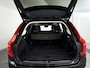 Volvo XC90 T8 Twin Engine AWD Inscription | Panoramadak | Parkeercamera | Luchtvering | Head-up display | Stoelverwarming | Climate control | Trekhaak