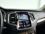 Volvo XC90 T8 Twin Engine AWD Inscription | Panoramadak | Parkeercamera | Luchtvering | Head-up display | Stoelverwarming | Climate control | Trekhaak