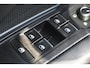 Volkswagen Tiguan 1.5 272PK eHybrid R-Line Edition Assistance Pakket | Comfort Pakket Plus | Interieur Style Pakket | Design Pakket | Schuif-kanteldak | Wegklapbare trekhaak | Head-up display | Harman Kardon | VERLENGDE GARANTIE