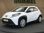 Toyota Aygo X 1.0 VVT-i MT Play - ORIGINEEL NEDERLANDSE AUTO - AIRCO - ADAPTIEVE CRUISE CONTROL - ACHTERUITRIJCAMERA - BLUETOOTH - LICHTSENSOR - DAB RADIO