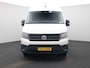 Volkswagen Crafter 2.0 TDI L3H3 Highline 140PK | Automaat | Trekhaak | Navigatie | Cruise Control | Multifunctioneel Stuurwiel | Apple/Android Carplay | DAB+ | Parkeersensoren Voor + Achter | Achteruitrijcamera |