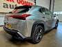 Lexus UX 250h Luxury Line + OH historie|Trekhaak|LED|Keyless|Leder|Adaptive cruise|Climate|Navi|Apple|Android|Dodehoek|Camera|PDC