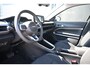 Jeep Avenger Summit 54 kWh 100%SOH! Tot 8 Jaar Garantie! | Schuif-/Kanteldak | Stoelverwarming | Navigatie | Warmtepomp | Summit Pack | Convenience Pack | Climate Control |