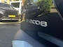 Peugeot e-2008 Allure Pack EV 3-FASEN 50kWh 136pk | ADAPTIVE CRUISE | STOELVERW. | 180° CAMERA | LEDER/STOF | i-COCKPIT® | KEYLESS START |