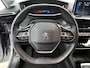 Peugeot 208 Allure Pack 100pk | Navigatie | Achteruitrijcamera | 3D Cockpit | Climate Control | Cruise Control | Parkeersensoren | Keyless | Apple Carplay / Android Auto | DAB+ radio | Armsteun | Led koplampen | Bluetooth | Elektrisch inklapbare spiegels | Donker getint glas | 16" lichtmetalen velgen |