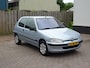 Peugeot 106 1.1 XT Stuurbekrachtiging, elektrische ramen, centrale vergrendeling, trekhaak, enz.