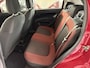 Fiat Punto Grande 1.4 Active Radio/Cd speler - Licht metalen velgen 15 inch - Elektrische ramen - Centrale vergrendeling met afstandsbediening - Goed onderhouden