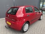 Fiat Punto Grande 1.4 Active Radio/Cd speler - Licht metalen velgen 15 inch - Elektrische ramen - Centrale vergrendeling met afstandsbediening - Goed onderhouden