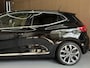 Renault Clio 1.0 TCe 100pk Edition One | Groot navi | Bose | Camera | Stoel & Stuur verwarming | Carplay 100% Dealer onderhouden!