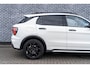 Lynk & Co 01 1.5 Core | Black Edition | Ledverlichting | 1800 kg trekvermogen | Keyless Entry | Apple Carplay & Android Auto | Adaptieve Cruise Control | Achteruitrijcamera | Stoelverwarming | 15,4 inch middendisplay | Premium audiosysteem |