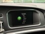 Volvo V40 1.5 T3 Polar+ Sport Automaat / Panoramadak / Leder-nubuck / Climate control /Cruise control / Parkeercamera / Stoelverwarming voor / Harman Kardon audio /Extra getint glas achter