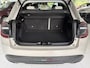 Fiat 600 600e La Prima 54 kWh Achteruitrijcamera - Apple carplay - Draadloze telefoonoplader - Parkeersensoren - Navigatie - Airco - Stoelverwarming - Voorstoelen met massagefunctie - Licht metalen velgen 18 inch - Keyles Cruise control - Dodehoek detector - Extra getint glas achter - Regensensor - Led verlichting - Stuur multifunctioneel