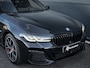 BMW 5-Serie Touring 530e M-Pakket, Pano, HUD, Pilot Assist, Trekhaak,