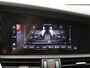 Alfa Romeo Giulia 2.0T Sprint 200PK Automaat / Camera / Leder / Carplay / Origineel NL