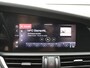 Alfa Romeo Giulia 2.0T Sprint 200PK Automaat / Camera / Leder / Carplay / Origineel NL