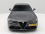 Alfa Romeo Giulia 2.0T Sprint 200PK Automaat / Camera / Leder / Carplay / Origineel NL