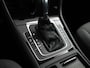 Volkswagen Golf 1.2 TSI Connected Series | Allstar | Stoelverwarming | Trekhaak | Cruise |