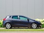 Kia Ceed Cee'd 1.6 GDI Luxe | Leer | Navi | 1e Eig |