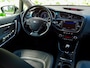 Kia Ceed Cee'd 1.6 GDI Luxe | Leer | Navi | 1e Eig |