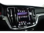 Volvo V60 2.0 T8 Recharge AWD Inscription | Pano-dak | elek. trekhaak | H&k Audio | Vol Leer | Stoel  + stuur-verwarming |