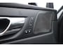 Volvo XC60 2.0 T8 390 PK Twin Engine AWD R-Design | Luchtvering | Heico | Acantara | Trekhaak | HUD | 360 camera | BTW |