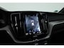 Volvo XC60 2.0 T8 390 PK Twin Engine AWD R-Design | Luchtvering | Heico | Acantara | Trekhaak | HUD | 360 camera | BTW |