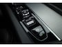 Volvo XC60 2.0 T8 390 PK Twin Engine AWD R-Design | Luchtvering | Heico | Acantara | Trekhaak | HUD | 360 camera | BTW |
