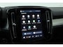 Volvo XC40 2.0 B3 Ultra Black Edition | Rijklaar! | S/K-Dak | Harman/Kardon | Bliss | Stuur-stoel+Voorruitverw. | 360*+PDC | Memory | Nav+App.Connect | Elek. Klep V