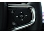 Volvo XC40 2.0 B3 Ultra Black Edition | Rijklaar! | S/K-Dak | Harman/Kardon | Bliss | Stuur-stoel+Voorruitverw. | 360*+PDC | Memory | Nav+App.Connect | Elek. Klep V