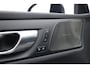 Volvo V60 2.0 T6 Plug-in hybrid AWD Plus Dark | SOH 98,2 % | Pano-dak | 360 camera | Trekhaak | Harman/ Kardon |