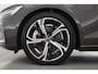 Volvo V60 2.0 T6 Plug-in hybrid AWD Plus Dark | SOH 98,2 % | Pano-dak | 360 camera | Trekhaak | Harman/ Kardon |