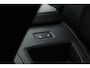 Volvo XC60 T6 Plug-in AWD Ultra Black Edition | Vol | Luchtvering | Massage | B&W Audio | Trekhaak | 360 camera | Head-up |