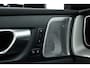 Volvo XC60 T6 Plug-in AWD Ultra Black Edition | Vol | Luchtvering | Massage | B&W Audio | Trekhaak | 360 camera | Head-up |