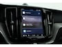 Volvo XC60 T6 Plug-in AWD Ultra Black Edition | Vol | Luchtvering | Massage | B&W Audio | Trekhaak | 360 camera | Head-up |