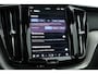 Volvo XC60 T6 Plug-in AWD Ultra Black Edition | Vol | Luchtvering | Massage | B&W Audio | Trekhaak | 360 camera | Head-up |