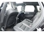 Volvo XC60 2.0 T6 Plug-in hybrid AWD Ultra Black Edition | Pano | Trekhaak | 360 cam | Head up | B&W audio | ACC | Blis | Stoel & Stuur verw. |