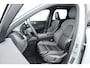 Volvo XC60 2.0 T8 Plug-in hybrid AWD Ultra Black Edition | Facelift 2026 | Pano-dak | H&K Audio | Head up | Gelaagd Glas | Blis | ACC | 360 camera |