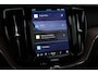Volvo XC60 2.0 T6 Plug-in hybrid AWD Ultra Dark | Luchtvering | Bowers & Wilkins | Massage | Stoelventilatie | 360 camera | HUD |