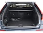 Volvo XC60 2.0 T6 Plug-in hybrid AWD Ultra Dark | Luchtvering | Bowers & Wilkins | Massage | Stoelventilatie | 360 camera | HUD |