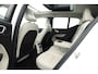 Volvo XC40 1.5 T4 Plug-in hybrid Ultimate Dark | Pano | H&K Audio | Memory | achteruitrijcamera | 20 " |