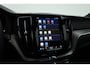 Volvo XC60 2.0 T8 Plug-in hybrid AWD Plus Dark 455 PK Long Range |Luchtvering |  Sportstoelen | Zwarte hemel | 360 camera |