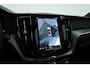 Volvo XC60 2.0 T8 Plug-in hybrid AWD Plus Dark 455 PK Long Range |Luchtvering |  Sportstoelen | Zwarte hemel | 360 camera |